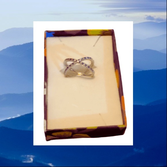 Sterling Silver X right hand ring - Picture 2 of 2